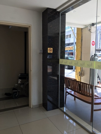 Imagen de los interiores del Hotel Al Abraar. Foto 13