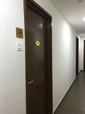 Imagen de los interiores del Hotel Al Abraar. Foto 16