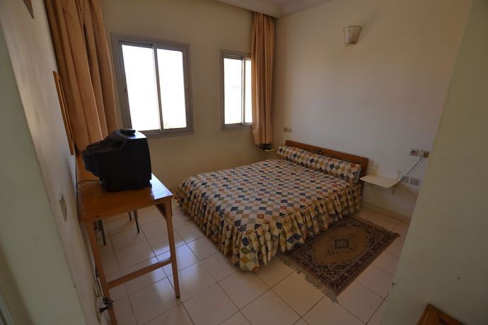 Imagen de la habitación del Hotel Al Adarissa. Foto 12