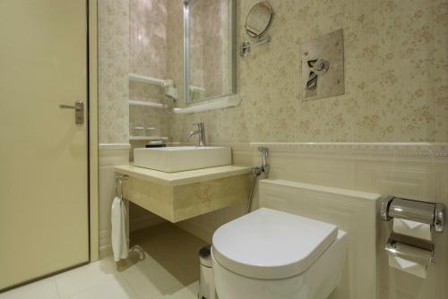 Imagen de la habitación del Hotel Al Ahsa Grand Hotel. Foto 6