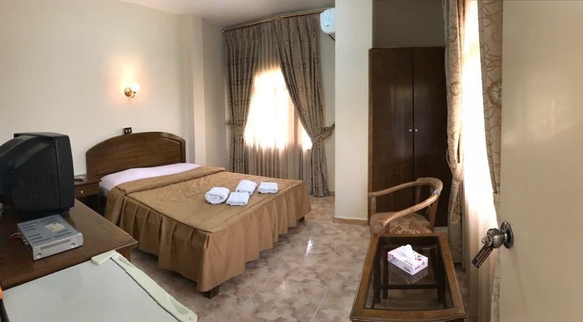 Imagen de la habitación del Hotel Al Anbat Midtown. Foto 6