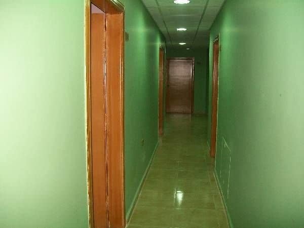Imagen de los interiores del Hotel Al Anbat Midtown. Foto 13