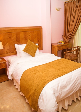 Imagen de la habitación del Hotel Al Anbat Midtown. Foto 10