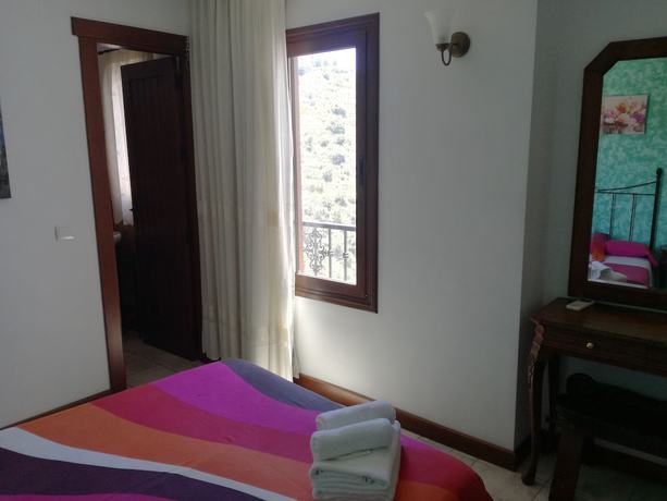 Imagen de la habitación del Hotel Al Andalus, Torrox Pueblo. Foto 3