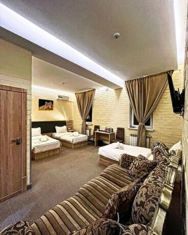 Imagen de la habitación del Hotel Al Arda. Foto 9