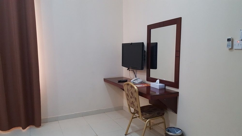 Imagen de la habitación del Hotel Al Ayjah Plaza. Foto 6