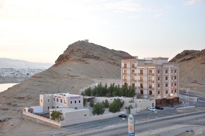 Imagen de los exteriores del Hotel Al Ayjah Plaza. Foto 14