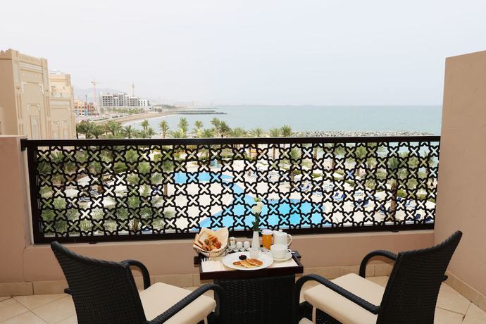 Imagen de la habitación del Hotel Al Bahar And Resort. Foto 15