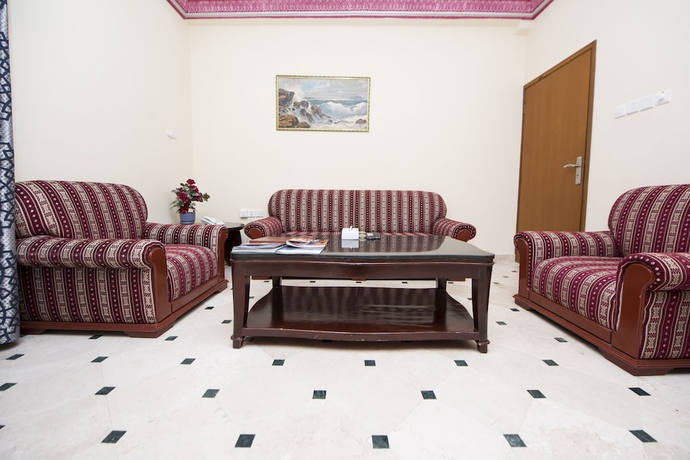 Imagen de la habitación del Hotel Al Bahjah. Foto 12
