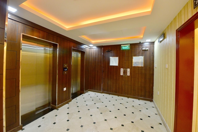 Imagen de los interiores del Hotel Al Bahjah. Foto 18