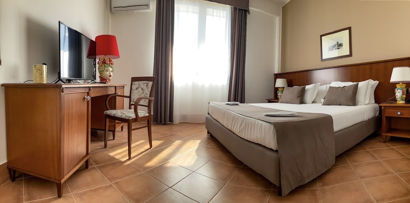 Imagen de la habitación del Hotel Al Balhara Resort and Spa. Foto 10