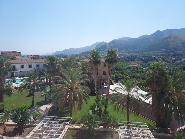 Imagen de la habitación del Hotel Al Balhara Resort and Spa. Foto 15