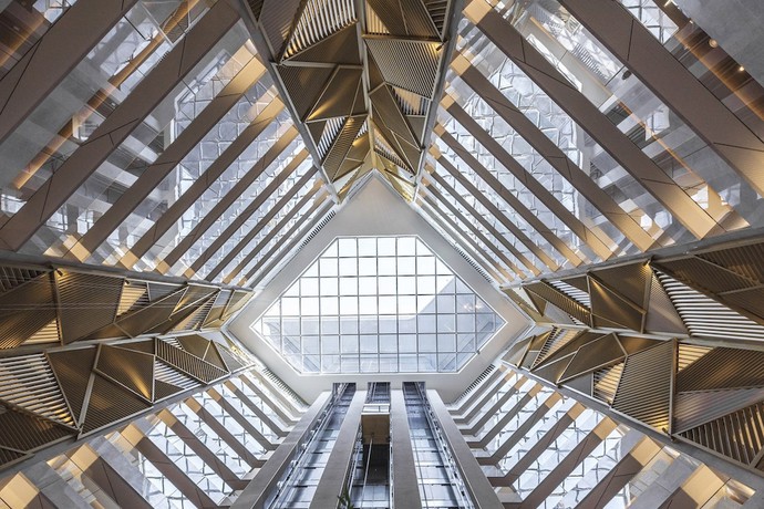 Imagen de los interiores del Hotel Al Bandar Rotana - Dubai Creek. Foto 19