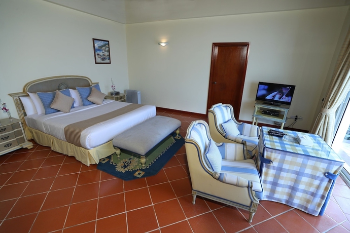 Imagen de la habitación del Hotel Al Bander and Resort. Foto 16