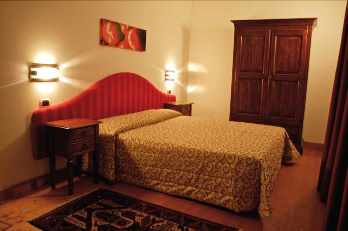 Imagen de la habitación del Hotel Al Barco. Foto 8