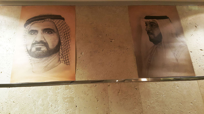 Imagen de la piscina del Hotel Al Buraq, Dubai. Foto 16
