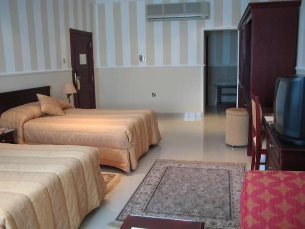 Imagen de la habitación del Hotel Al Bustan. Foto 10