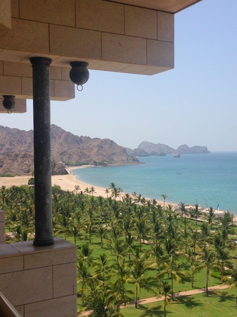 Imagen de la habitación del Hotel Al Bustan Palace, A Ritz-carlton. Foto 12