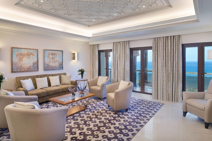 Imagen de la habitación del Hotel Al Bustan Palace, A Ritz-carlton. Foto 16