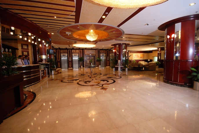 Imagen de los interiores del Hotel Al Bustan Tower Suites. Foto 15