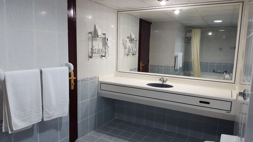 Imagen de la habitación del Hotel Al Bustans Flats. Foto 3
