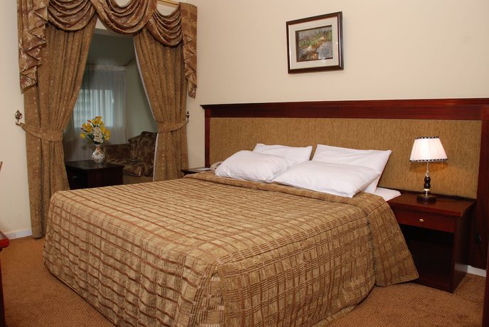 Imagen de la habitación del Hotel Al Bustans Flats. Foto 9