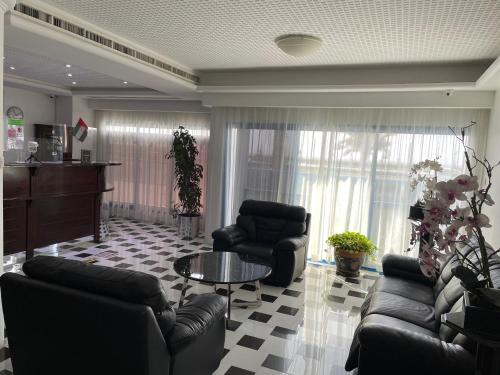 Imagen general del Hotel Al CORNICHE HOTEL. Foto 11