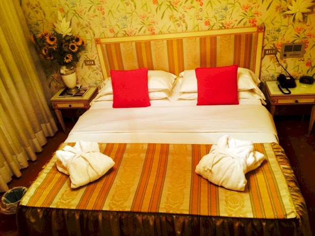 Imagen de la habitación del Hotel Al Camin. Foto 4