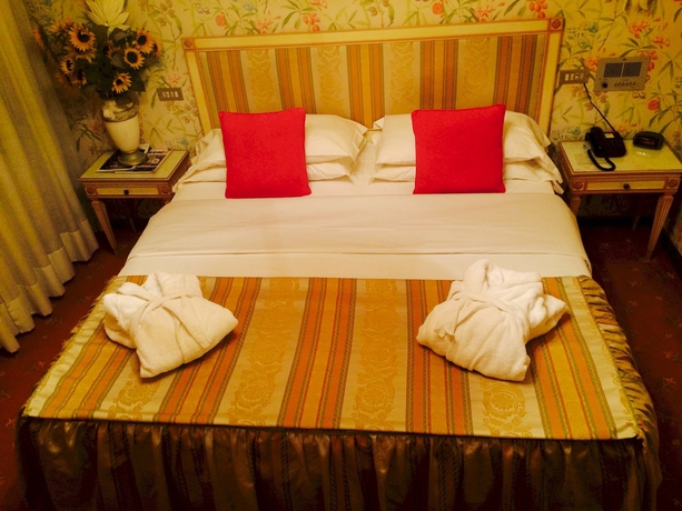 Imagen de la habitación del Hotel Al Camin. Foto 5