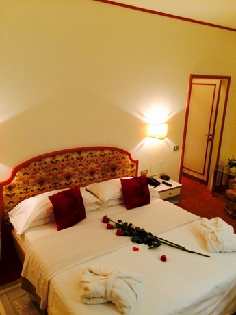 Imagen de la habitación del Hotel Al Camin. Foto 7