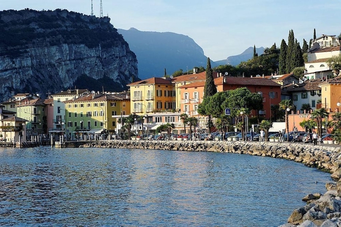 Imagen general del Hotel Al Caminetto, Torbole Sul Garda. Foto 1