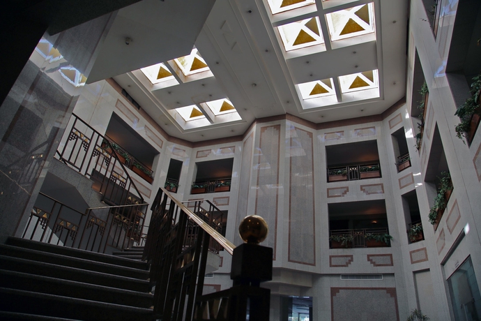 Imagen de los interiores del Hotel Al Diafah Suites. Foto 11