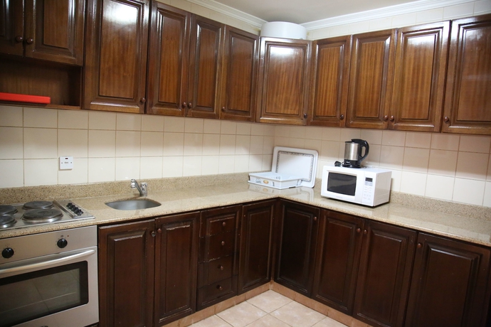 Imagen de la habitación del Hotel Al Diafah Suites. Foto 6