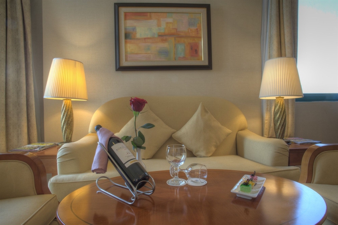 Imagen de los interiores del Hotel Al Diar Capital. Foto 8