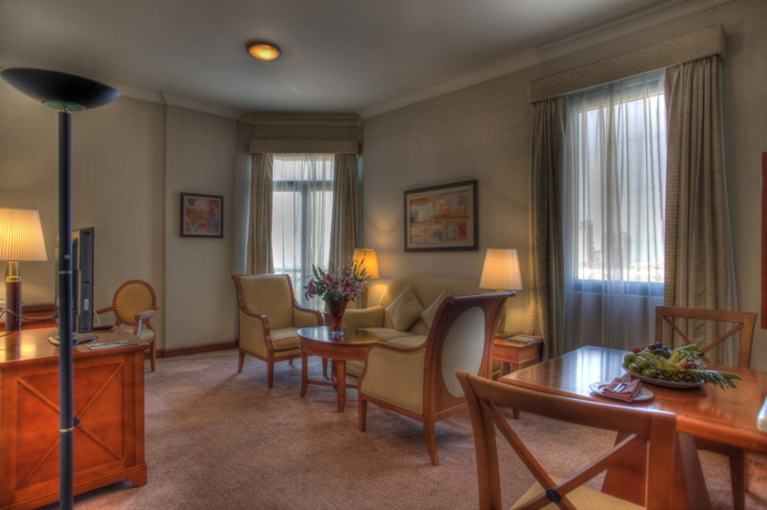 Imagen de los interiores del Hotel Al Diar Capital. Foto 9