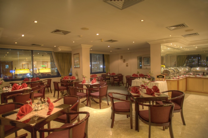 Imagen del bar/restaurante del Hotel Al Diar Mina. Foto 6