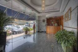 Imagen de los interiores del Hotel Al Diar Palm Suites. Foto 10