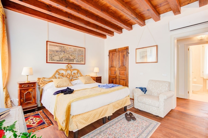 Imagen de la habitación del Hotel Al Duca Di Venezia. Foto 10