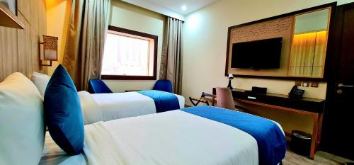 Imagen de la habitación del Hotel Al Ebaa. Foto 2