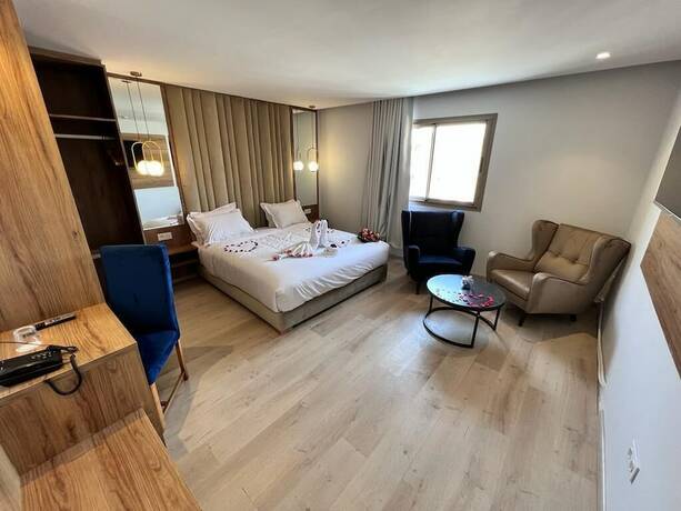 Imagen de la habitación del Hotel Al Fajr, Oujda. Foto 12