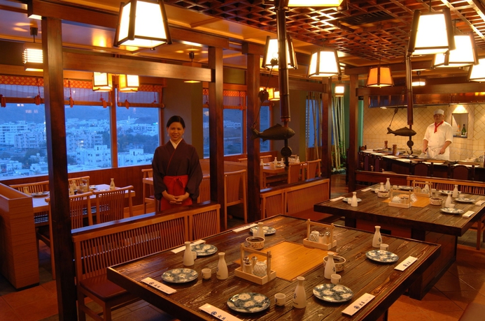 Imagen del bar/restaurante del Hotel Al Falaj. Foto 3