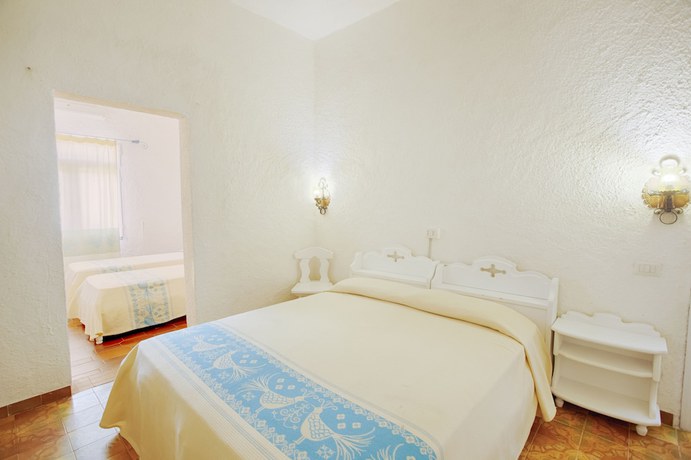 Imagen de la habitación del Hotel Al Faro, San Teodoro . Foto 5