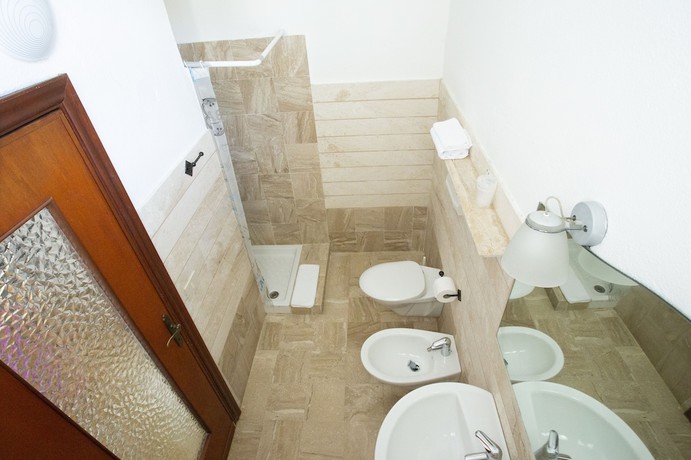 Imagen de la habitación del Hotel Al Faro, San Teodoro . Foto 9