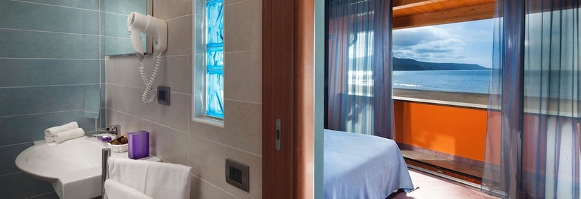 Imagen de la habitación del Hotel Al Gabbiano, Bosa Marina. Foto 3