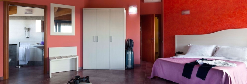 Imagen de la habitación del Hotel Al Gabbiano, Bosa Marina. Foto 12