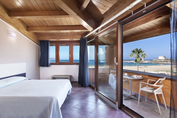 Imagen de la habitación del Hotel Al Gabbiano, Bosa Marina. Foto 15