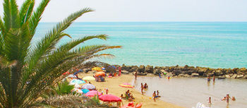 Imagen de la habitación del Hotel Al Gabbiano, Vittoria. Foto 5