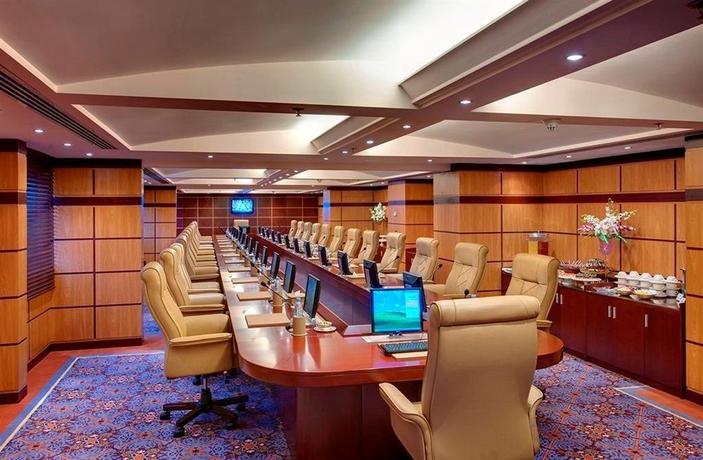 Imagen de los interiores del Hotel Al Gosaibi. Foto 3