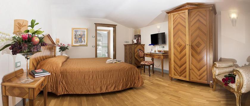 Imagen de la habitación del Hotel Al Grappolo D'oro. Foto 9