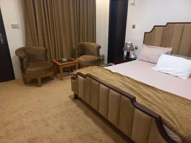Imagen de la habitación del Hotel Al Hafiz Resorts Naran. Foto 14